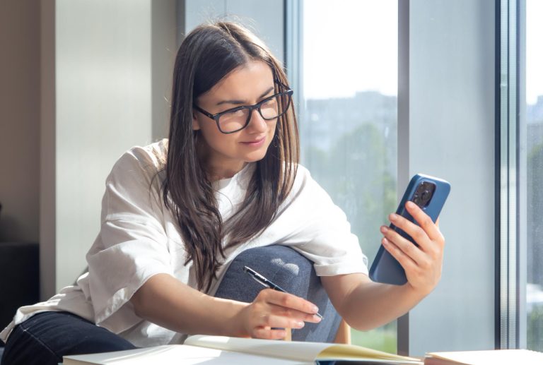 Melhores Apps para Aprender Inglês Grátis em 2026